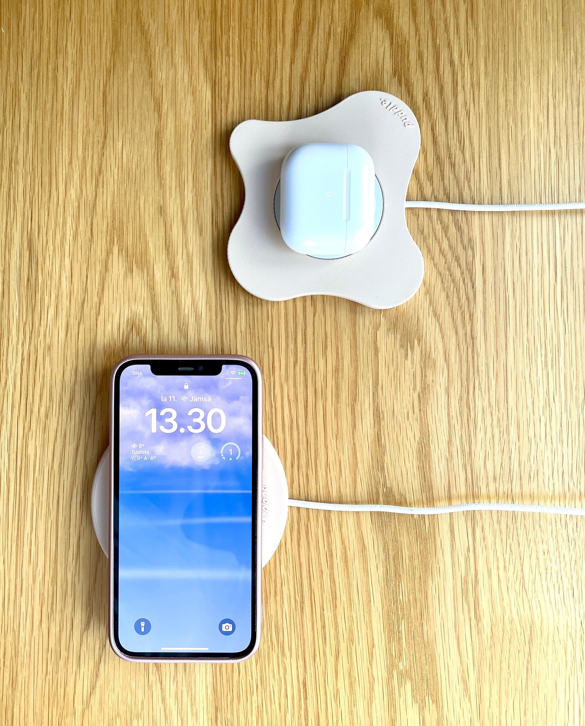 Minimalistiset Puddle MagSafe telineet