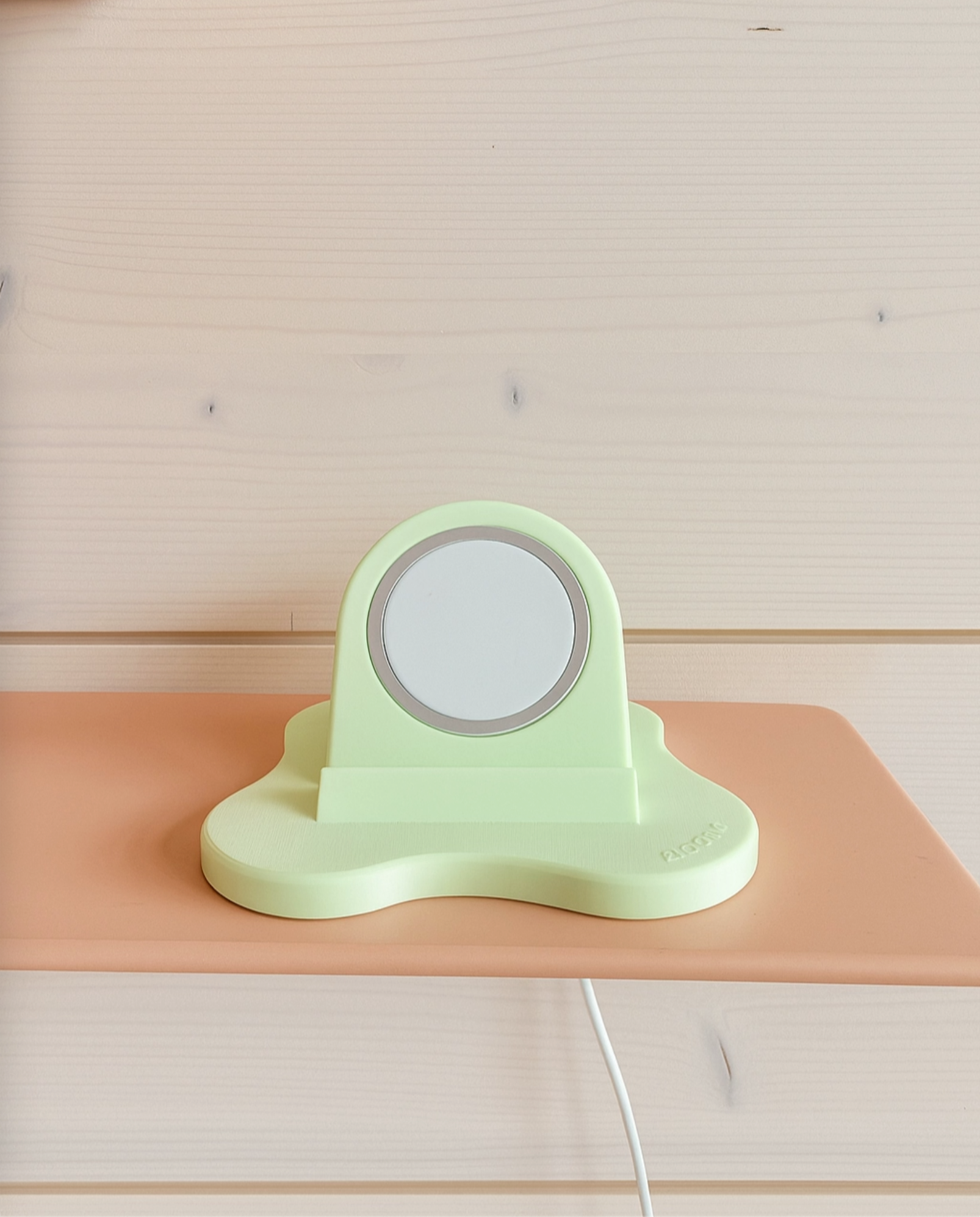 Vihreä Puddle II Magsafe laturinteline